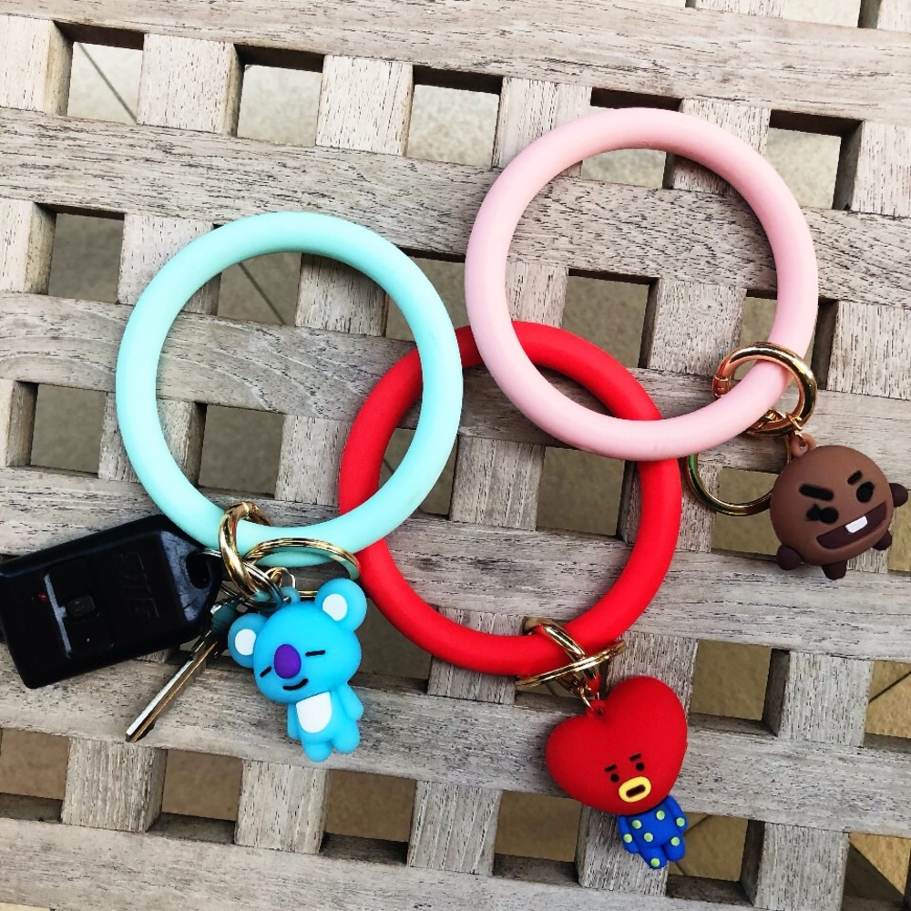 Characters KeyChain Bangle